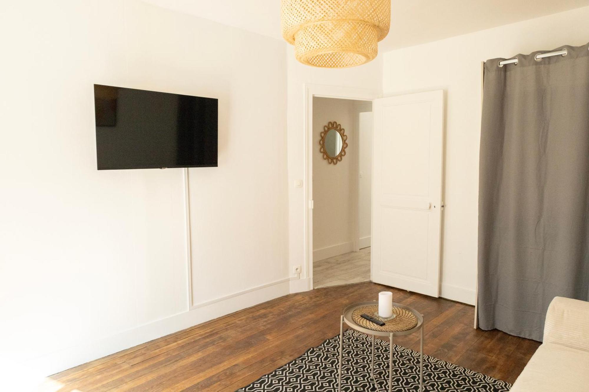 Maisonnette De Ville Au Calme Cosne-Cours-Sur-Loire Ngoại thất bức ảnh